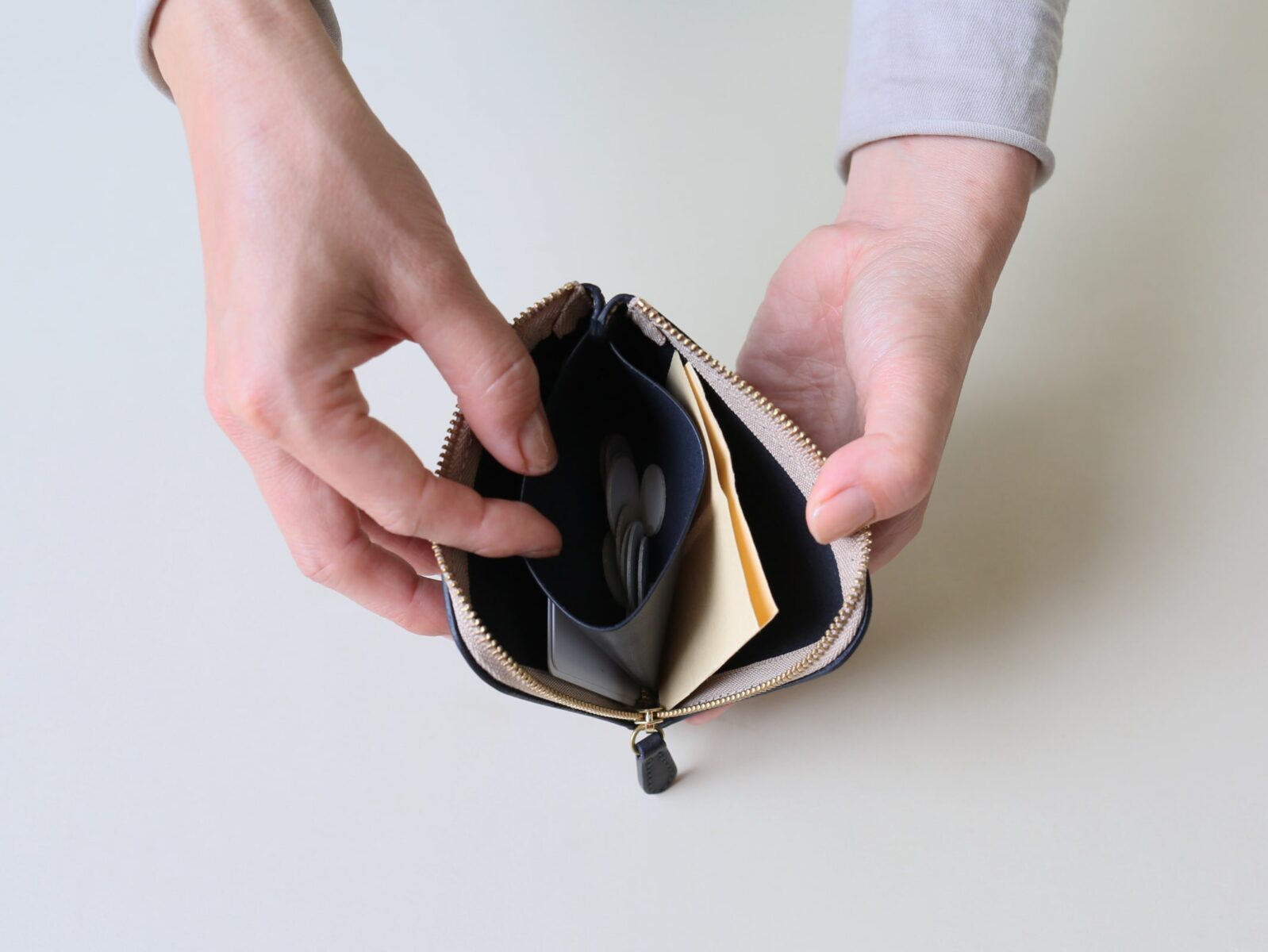 ファスナーミニ財布写真8