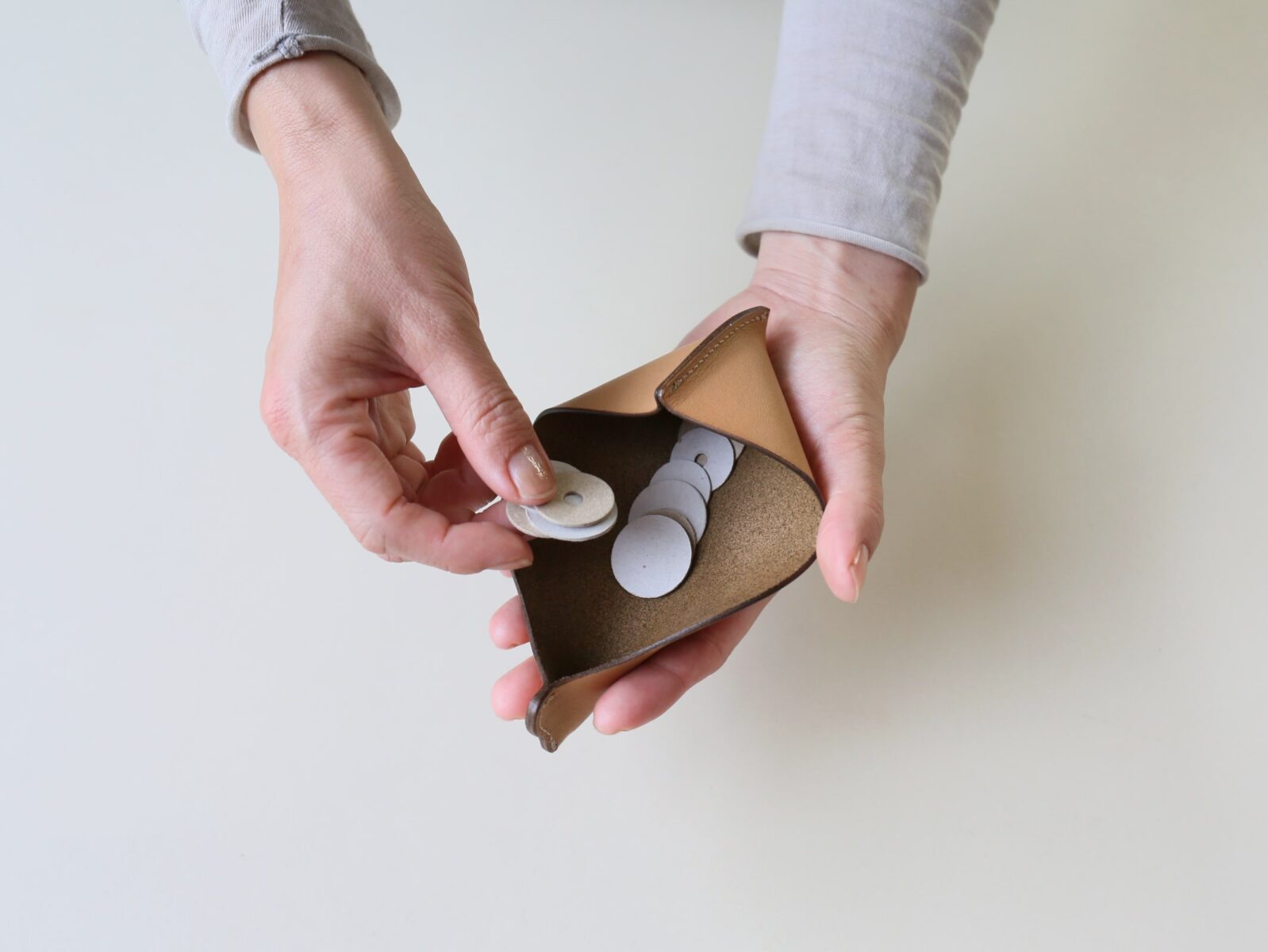 革の小銭入れ写真10