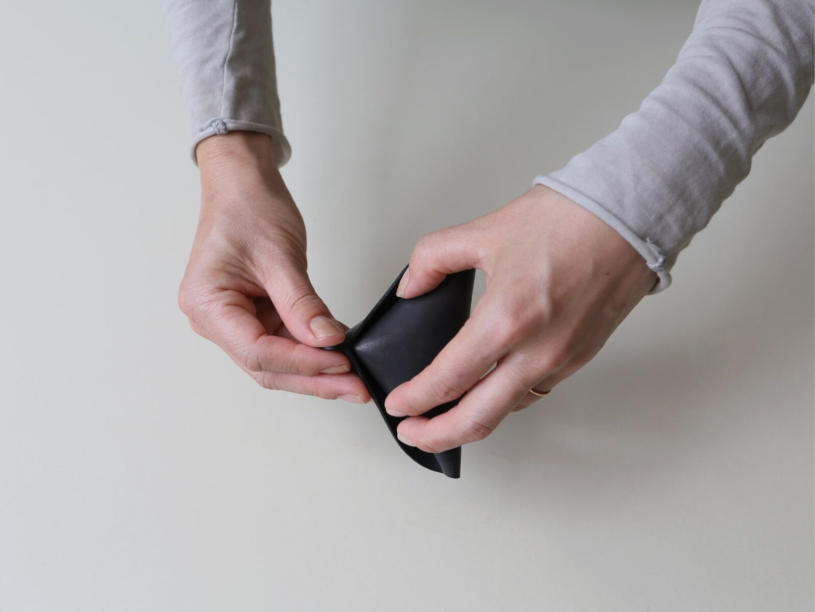 革の小銭入れ写真8