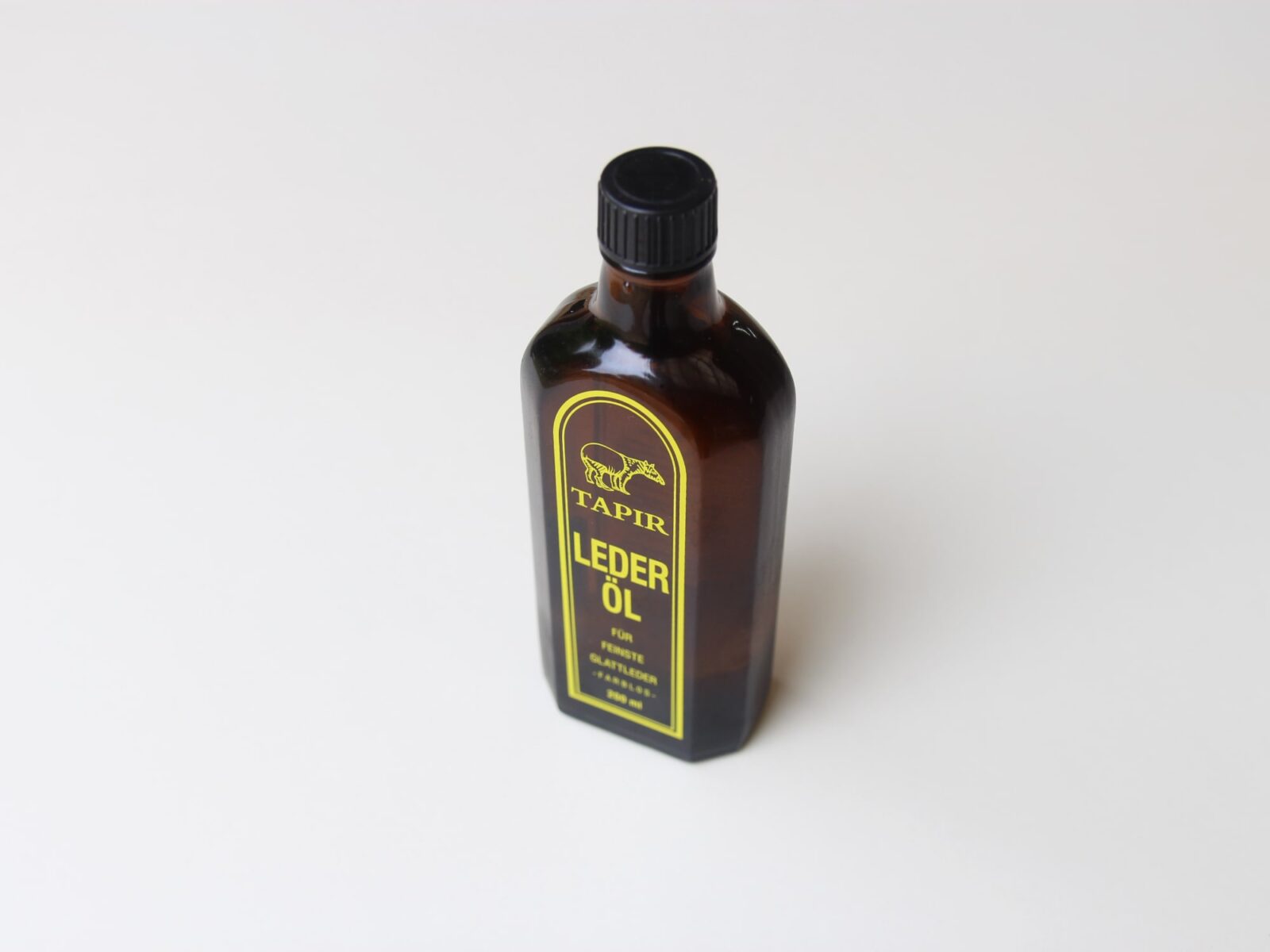 TAPIR・レーダーオイル写真1